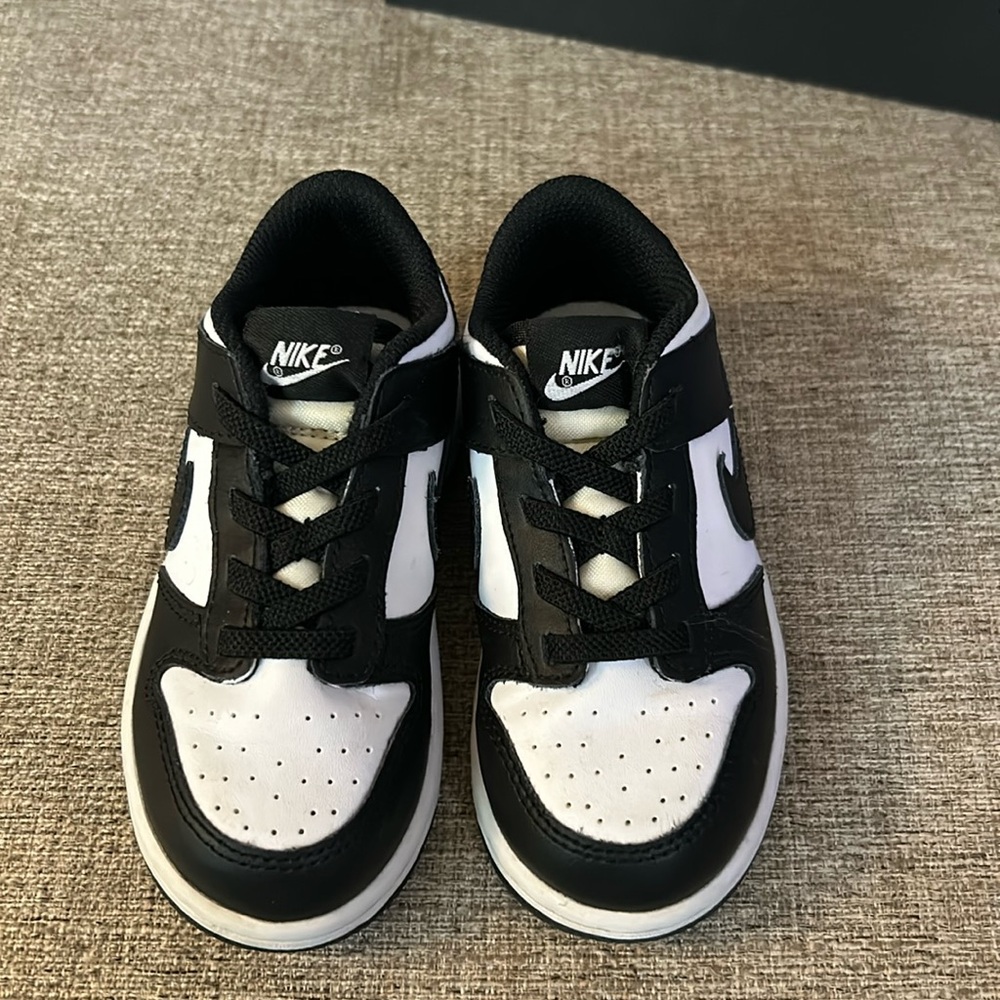 Toddler Nike pandas
